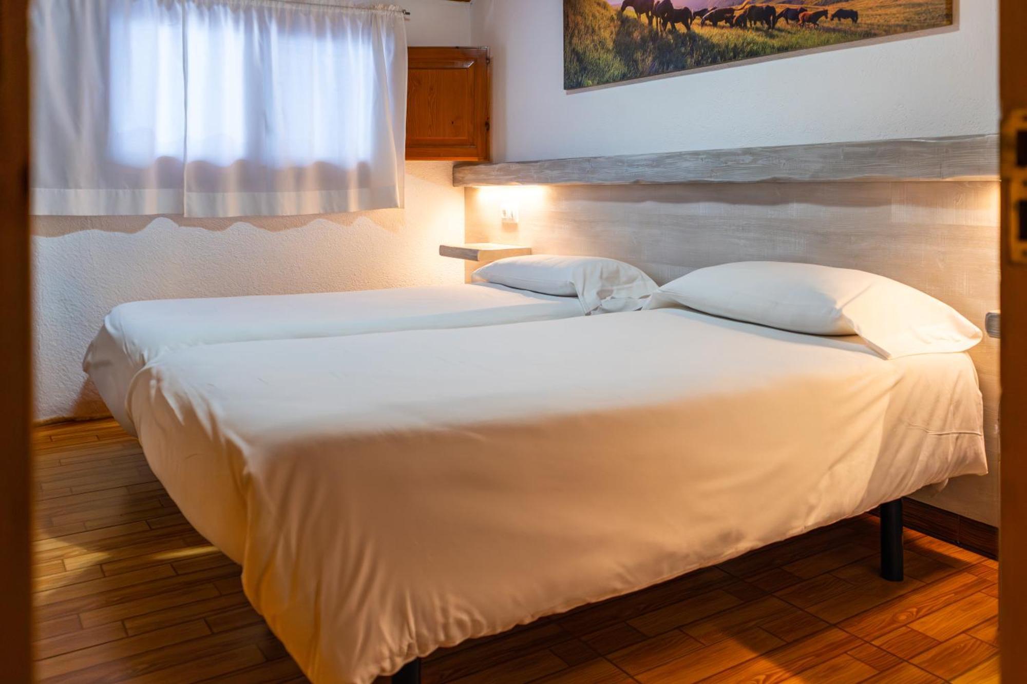 Hostal Casa Palmira Espot Exterior photo